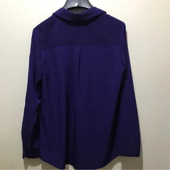 Talbots Button Down Cute Work Wear blouse M - Picture 9 of 9